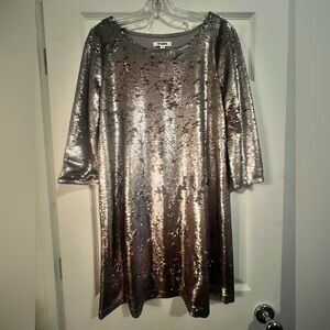 BB Dakota Like New Sequin Dress in Fools Gold sz Medium